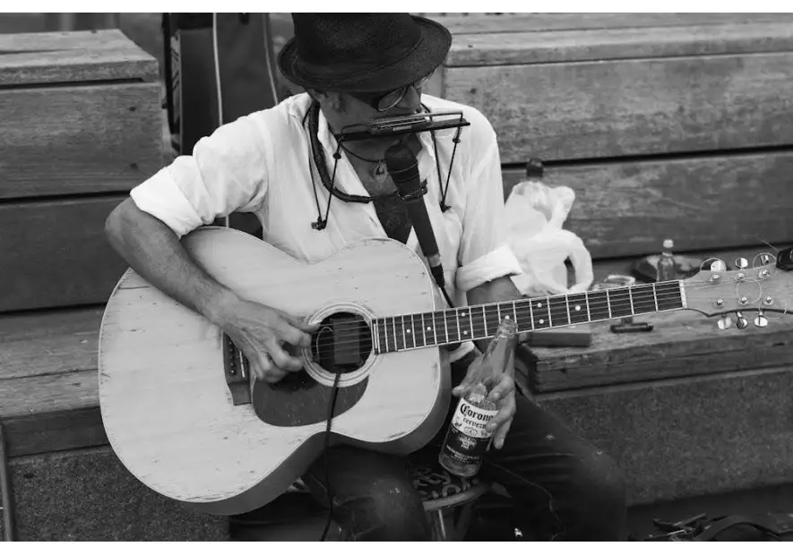 How to Play Blues on Harmonica: 8 Essential Techniques & Tips