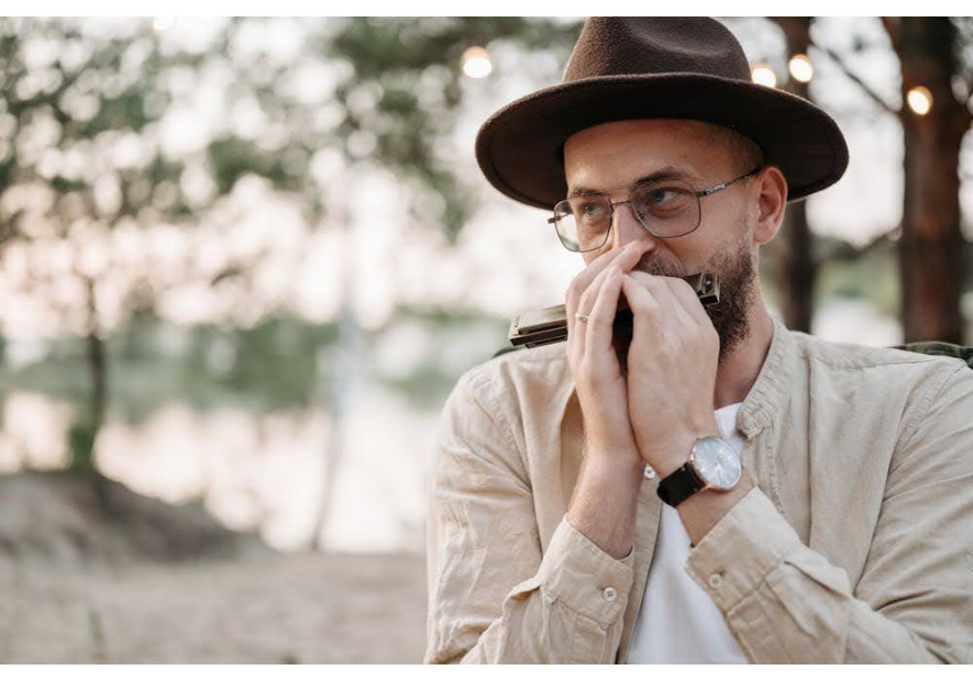 How to Play Single Notes on a Harmonica [A 6-Step Guide]